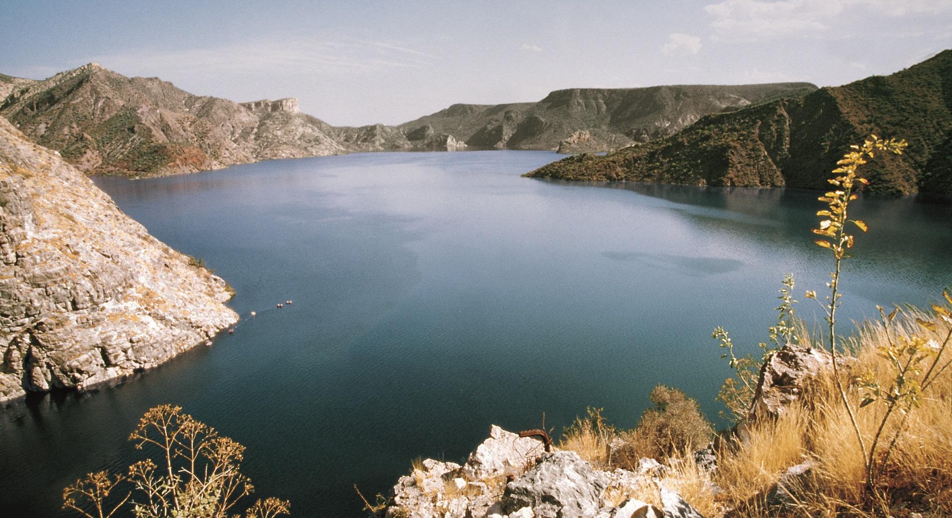 Zimapan hydroelectric plant